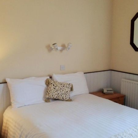 Halfway House Hotel Larne Bagian luar foto
