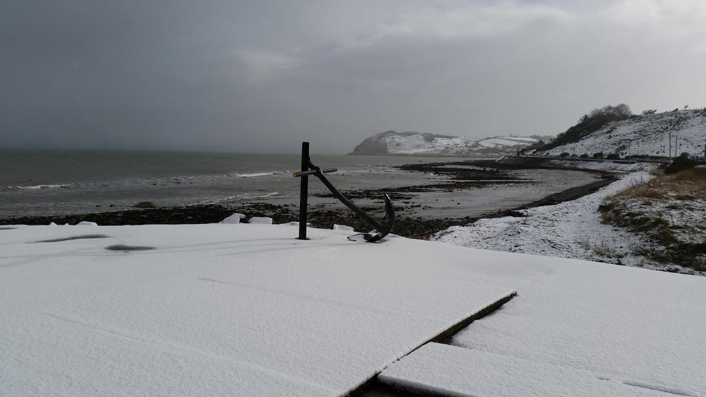 Halfway House Hotel Larne Bagian luar foto