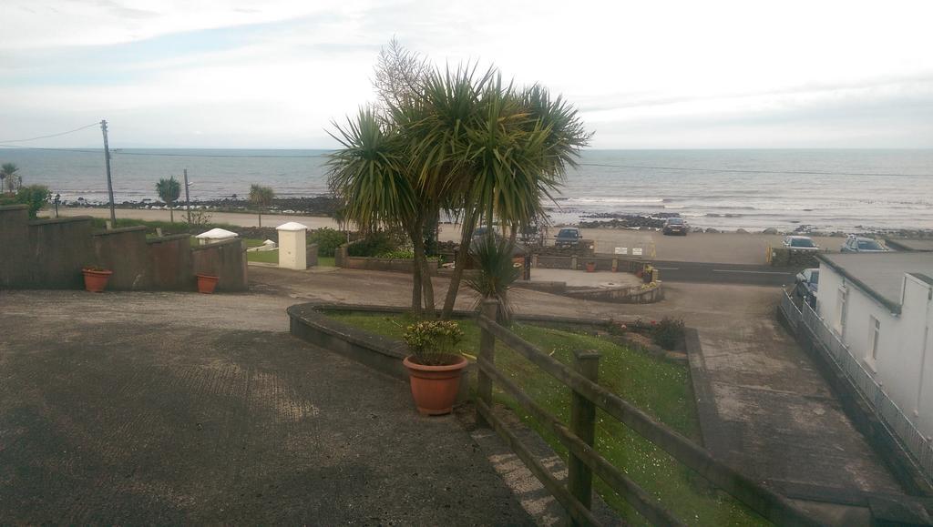 Halfway House Hotel Larne Bagian luar foto