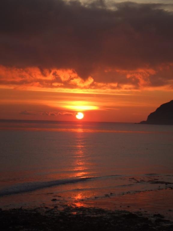 Halfway House Hotel Larne Bagian luar foto