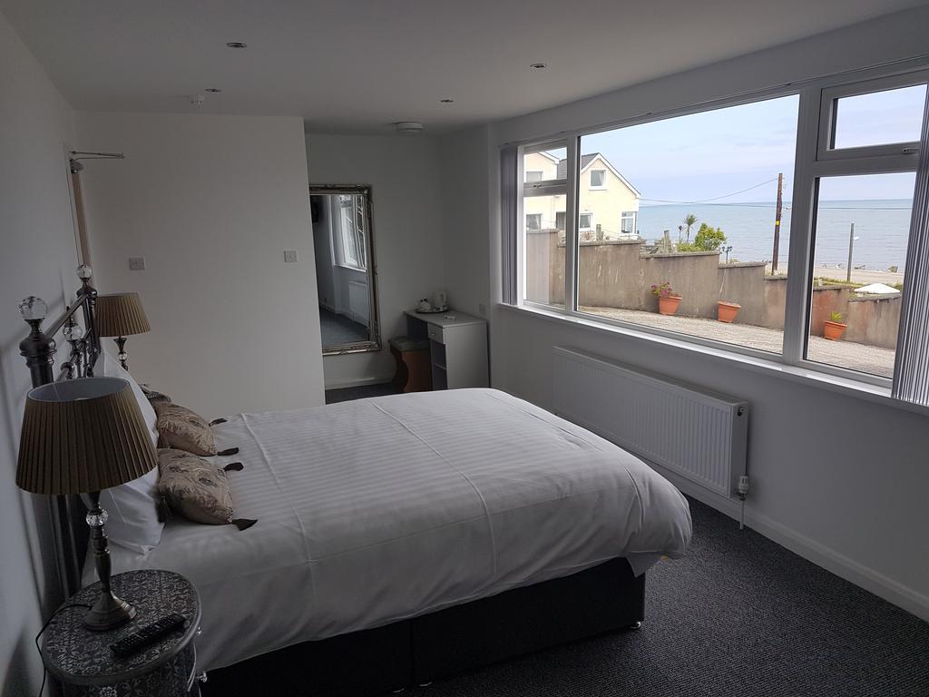 Halfway House Hotel Larne Bagian luar foto